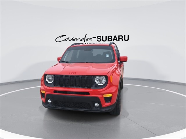 2022 Jeep Renegade Latitude Red Edition photo 3