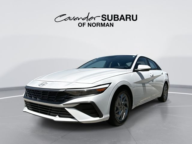 Serenity White 2024 Hyundai Elantra Sedan Front-Wheel Drive Continuously Variable Transmission