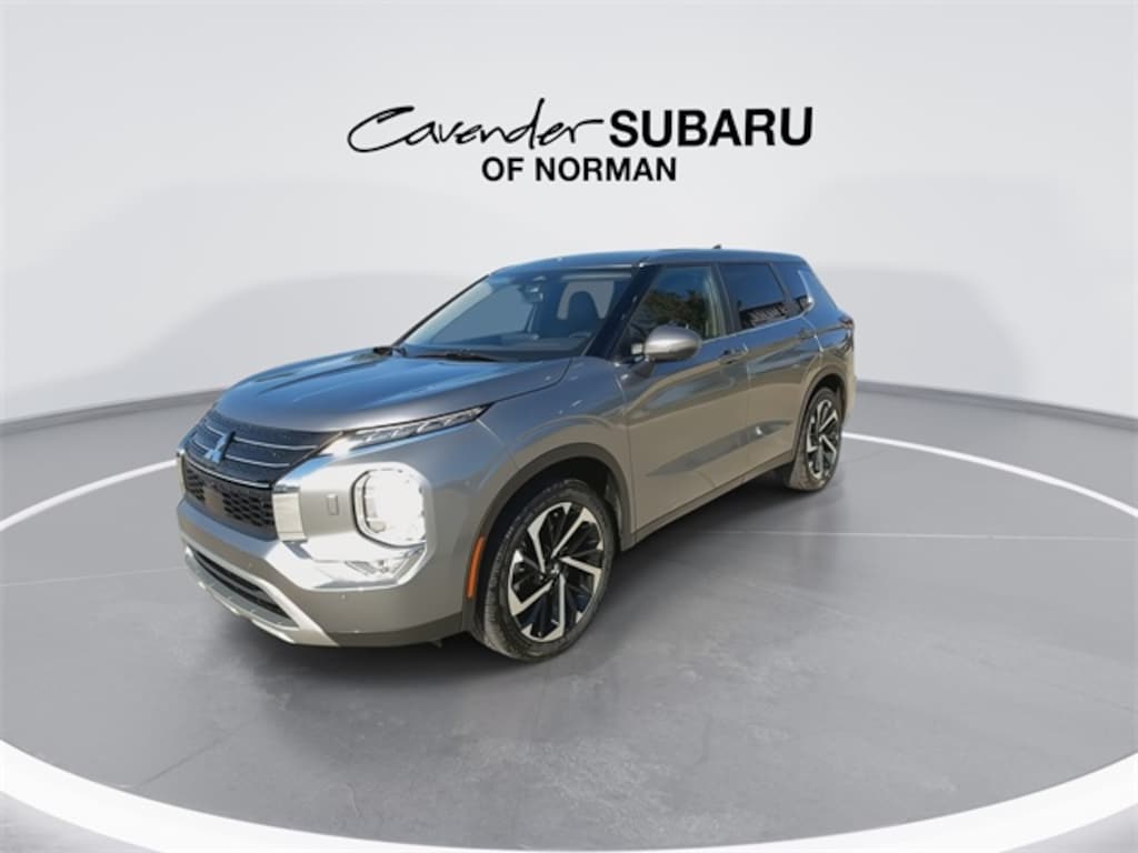 Used 2024 Mitsubishi Outlander SE SUV