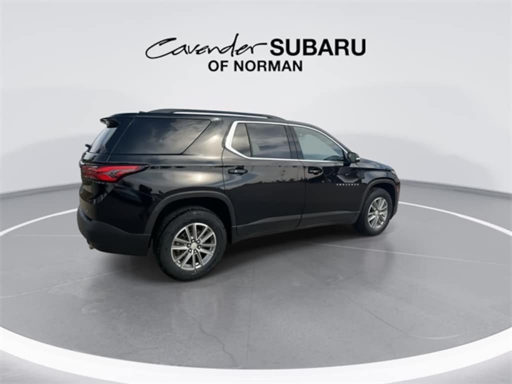 Used 2023 Chevrolet Traverse LT SUV