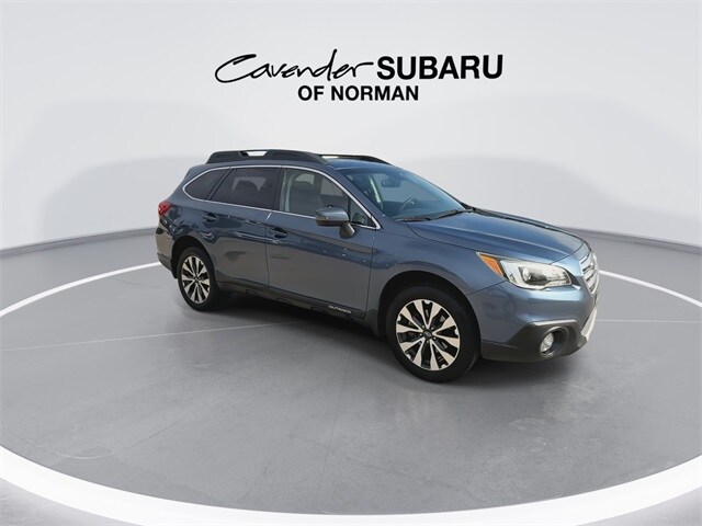 2017 Subaru Outback 2.5i Limited photo 2