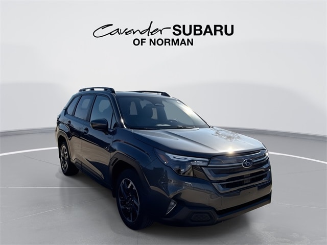 2025 Subaru Forester Premium's photo