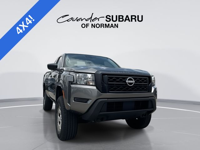 Gray (Gun Metallic) 2022 Nissan Frontier Pickup Truck Four-Wheel Drive 9-Speed Automatic