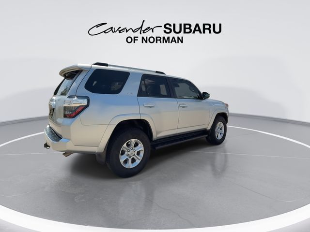 2022 Toyota 4Runner SR5 Premium - Photo 9