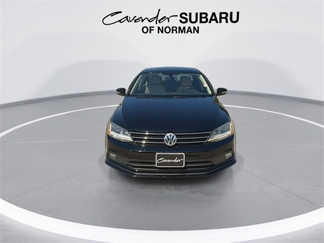 2017 Volkswagen Jetta 1.8T SEL photo 4