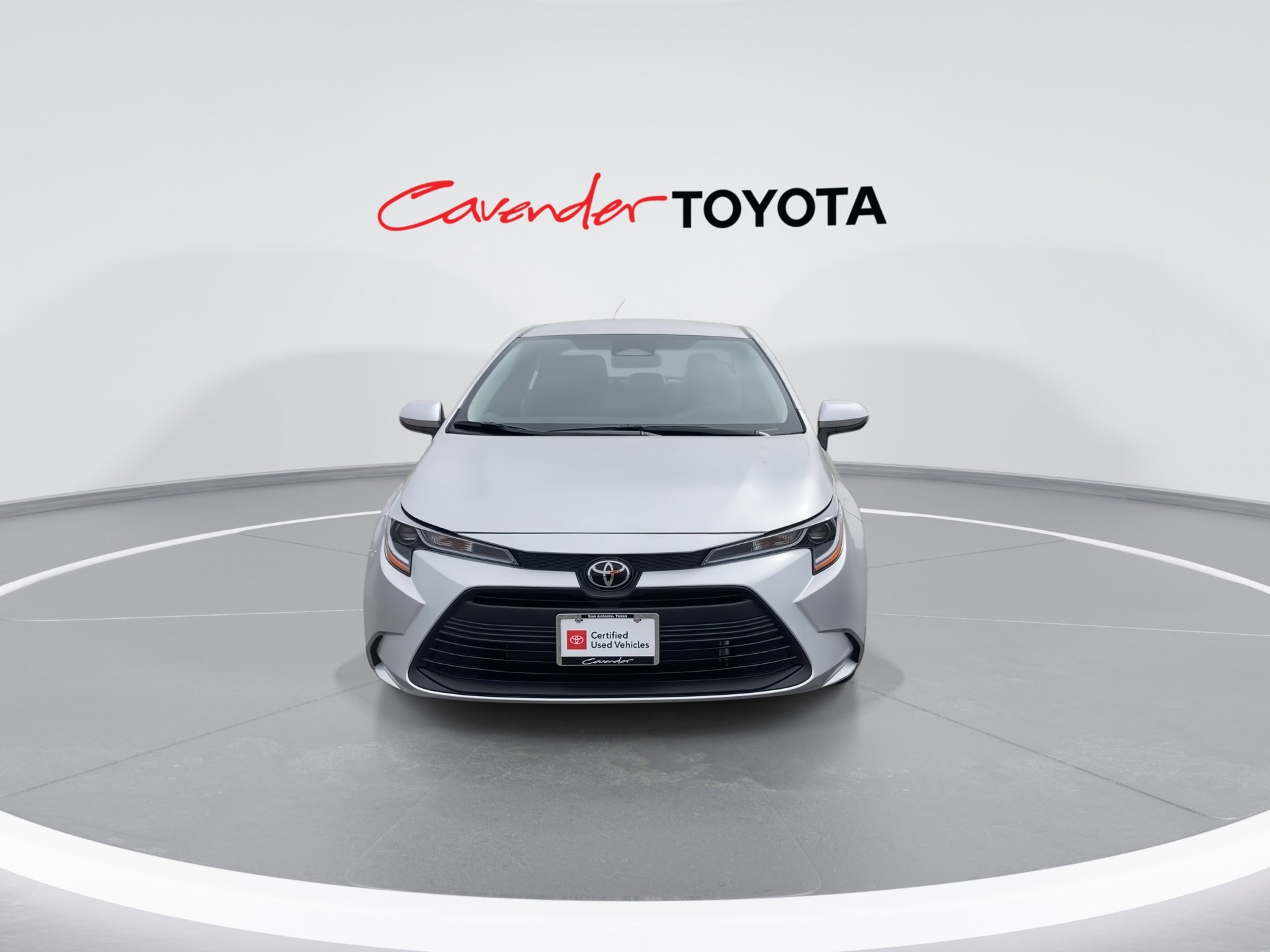 2025 Toyota Corolla LE photo 3