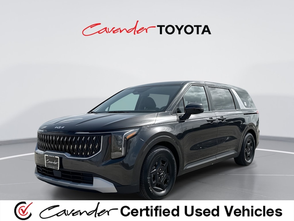 Used 2026 Kia Carnival LXS Van Passenger Van