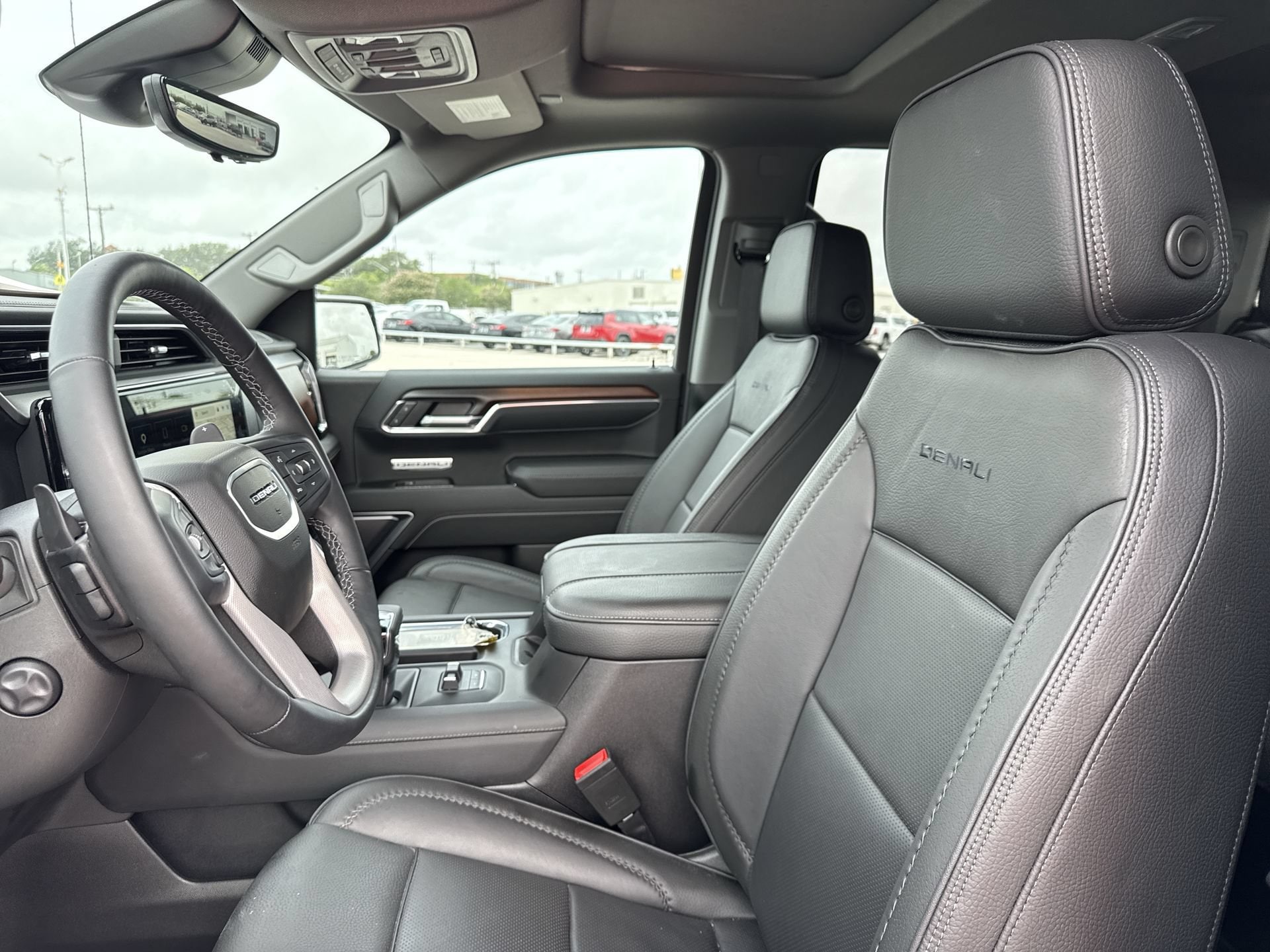 2026 GMC Sierra 1500 Denali - Photo 13