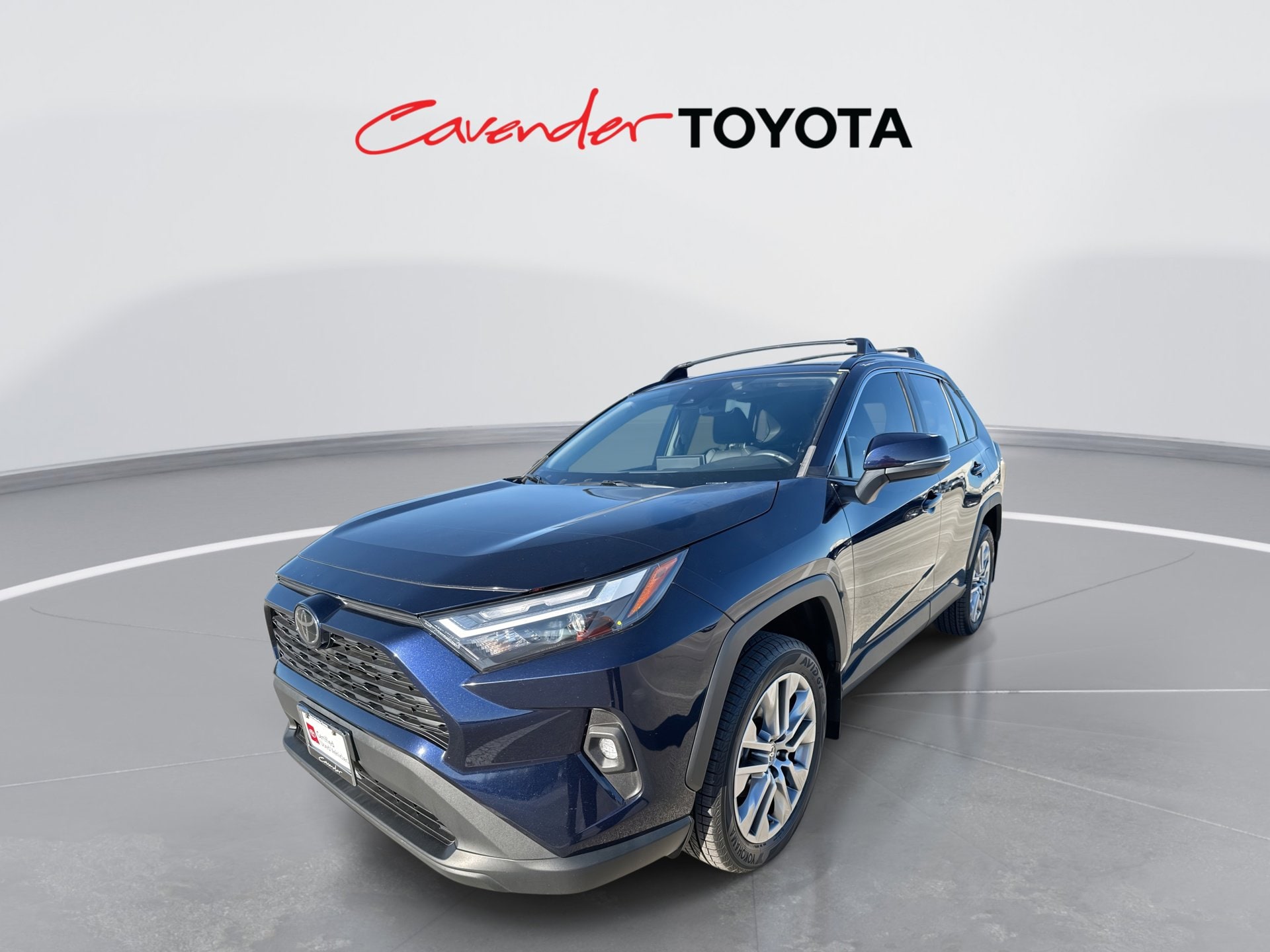 2022 Toyota RAV4 XLE Premium's photo
