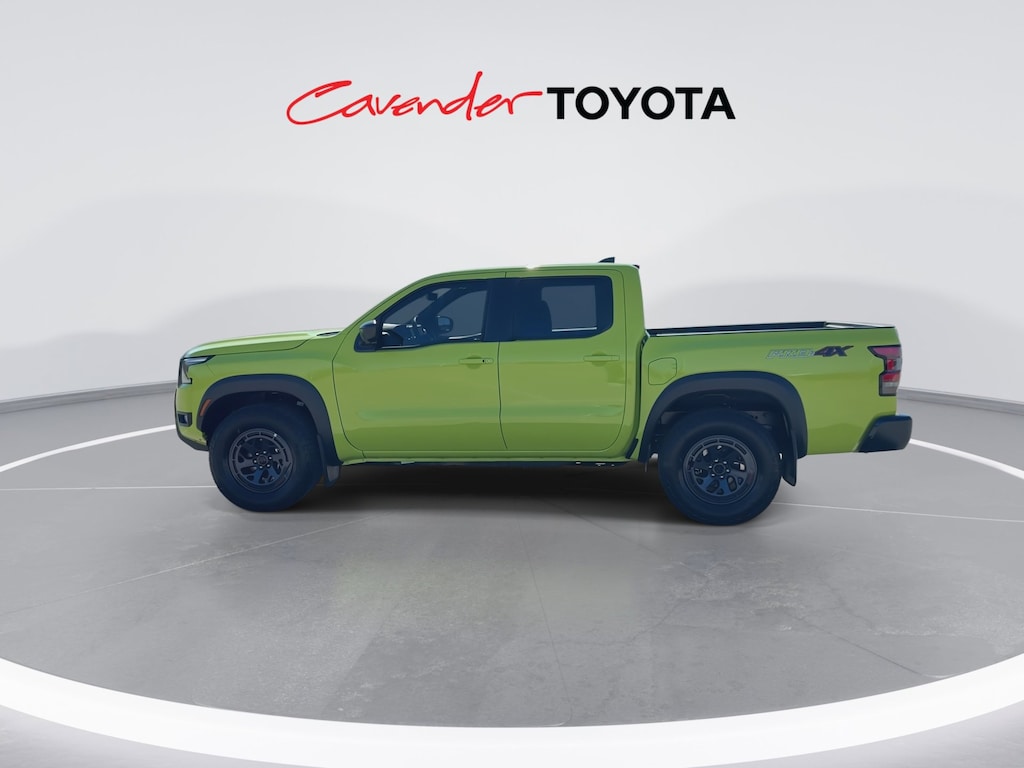 2026 Nissan Frontier PRO-4X photo 3