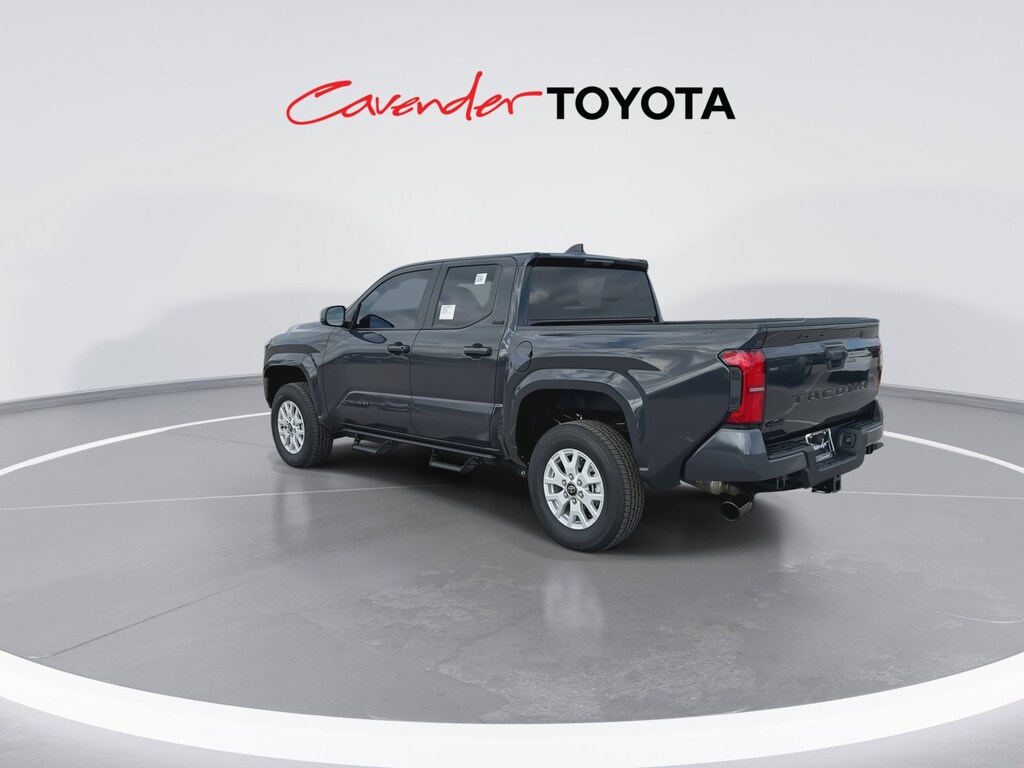 2026 Toyota Tacoma SR5 photo 3