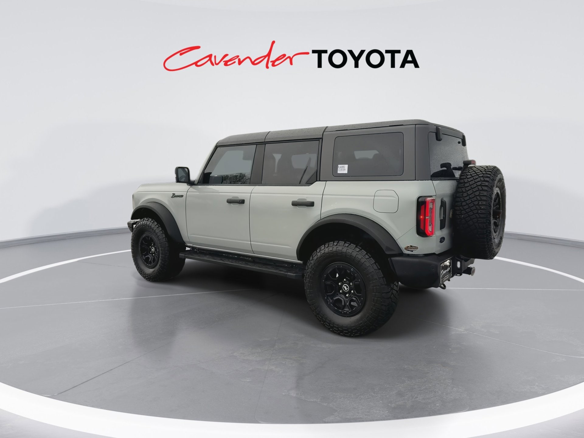View vehicle photo 6