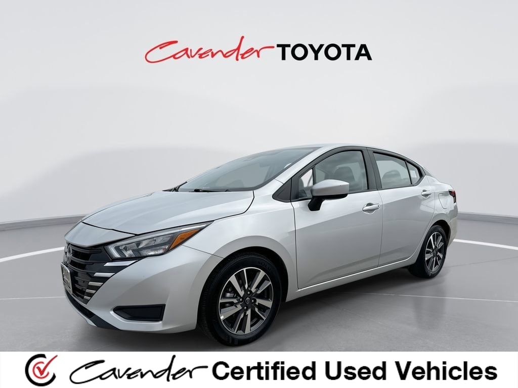 2025 Nissan Versa 1.6 SV CVT's photo