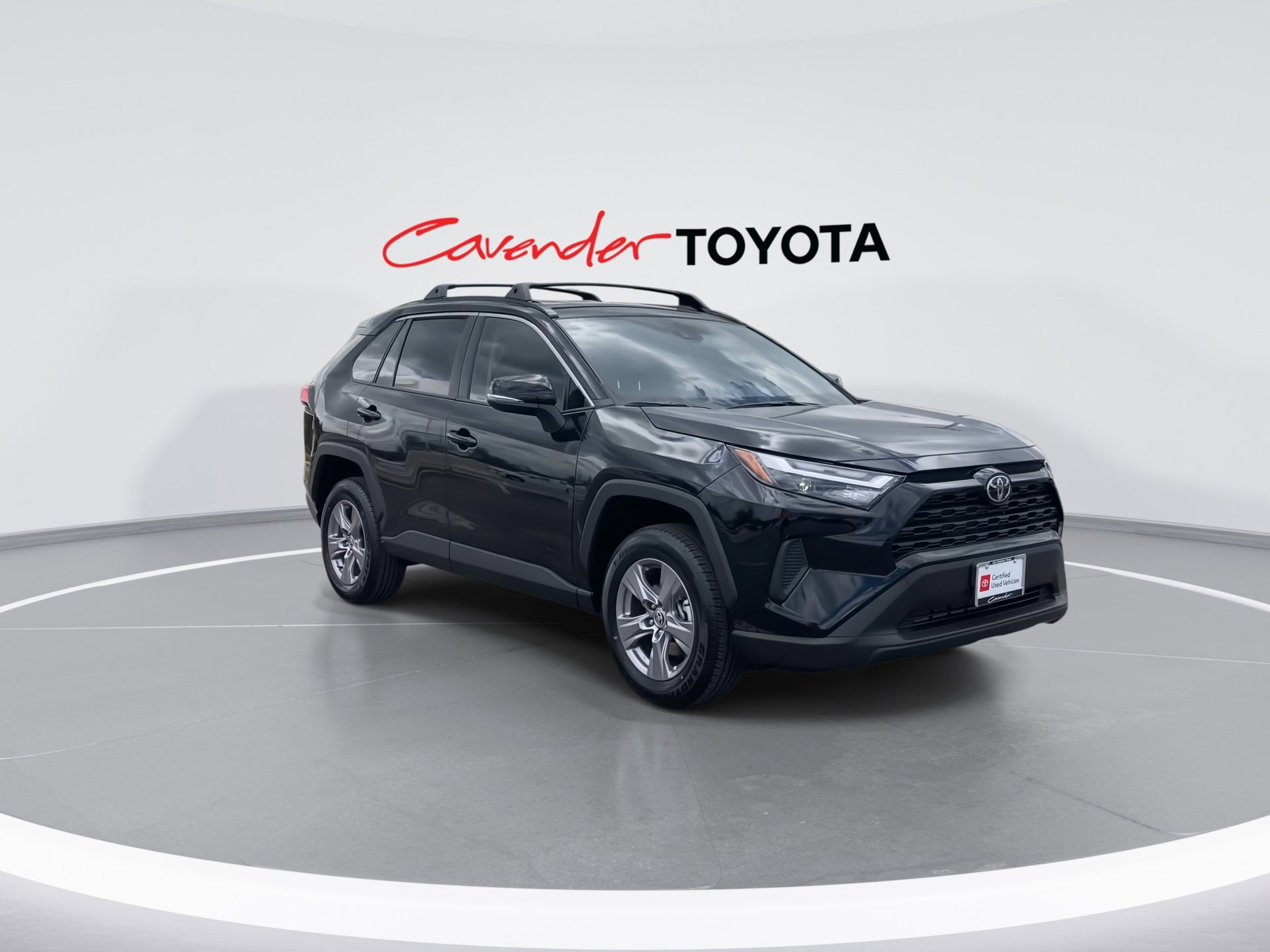 2025 Toyota RAV4 XLE photo 2