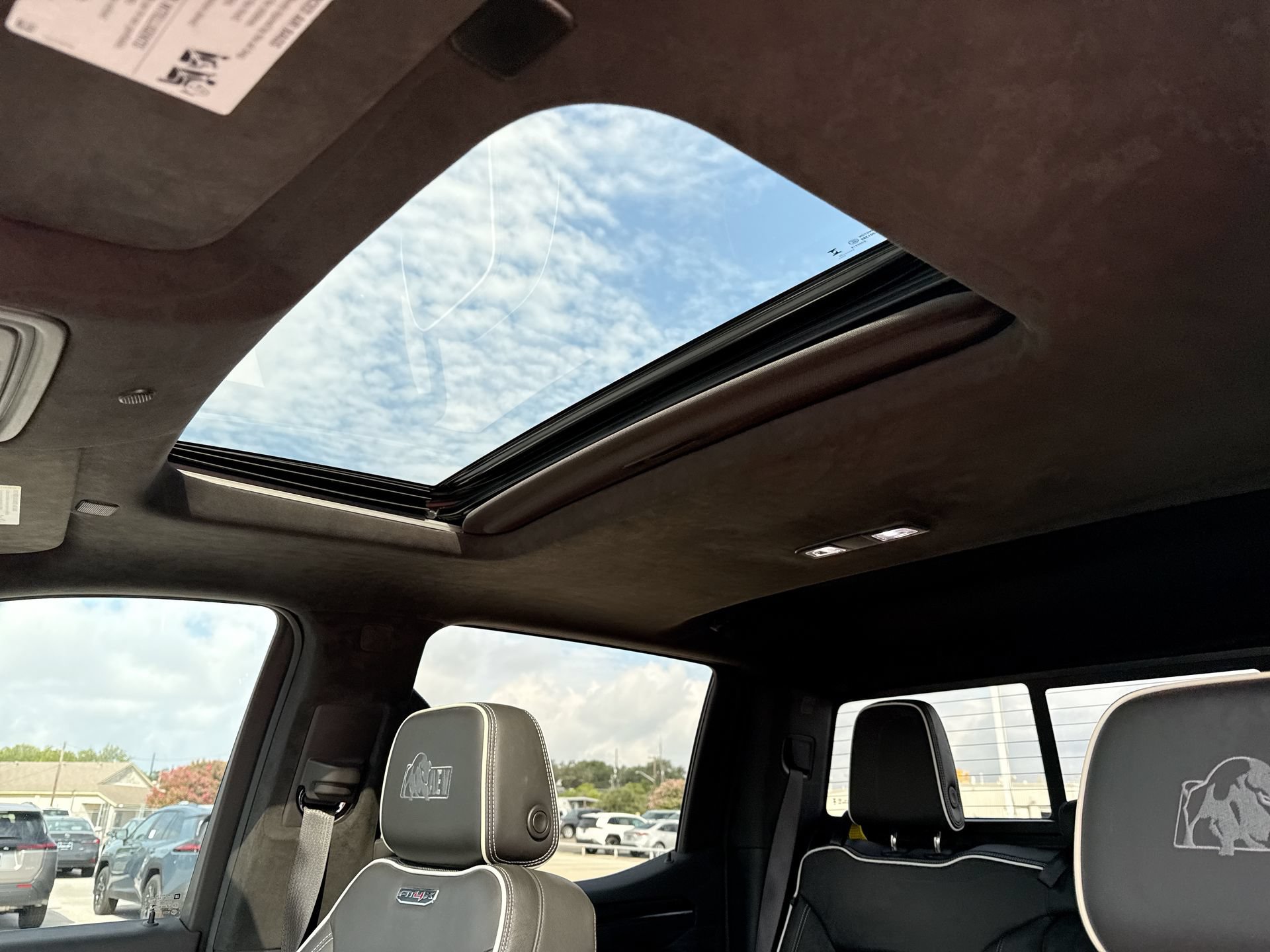 2024 GMC Sierra 1500 AT4X - Photo 16