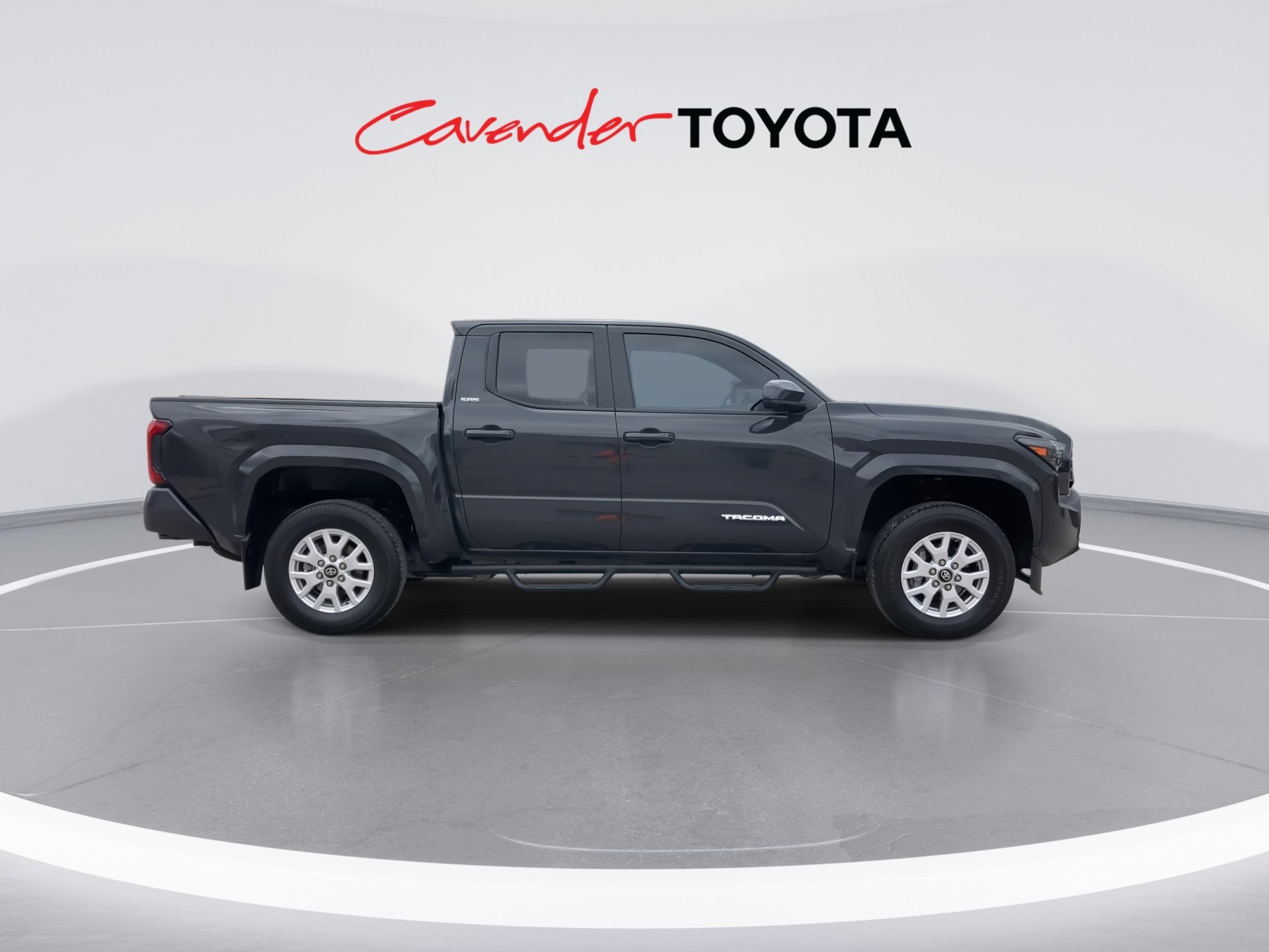 2024 Toyota Tacoma SR5 - Photo 9