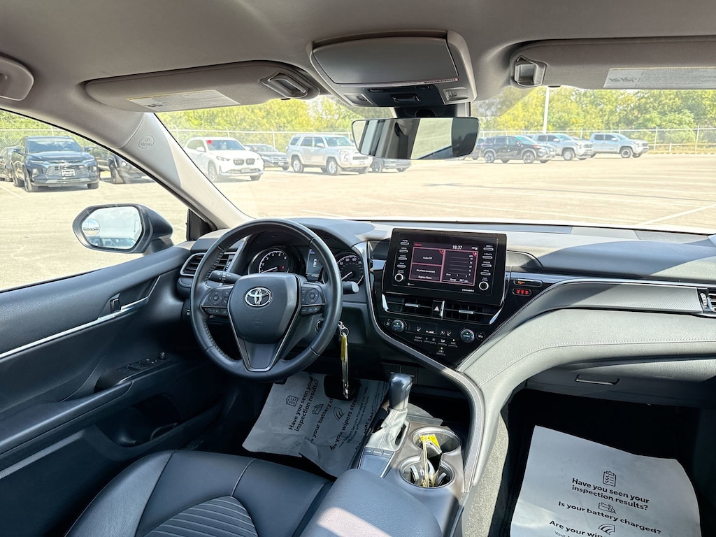 2023 Toyota Camry SE photo 23