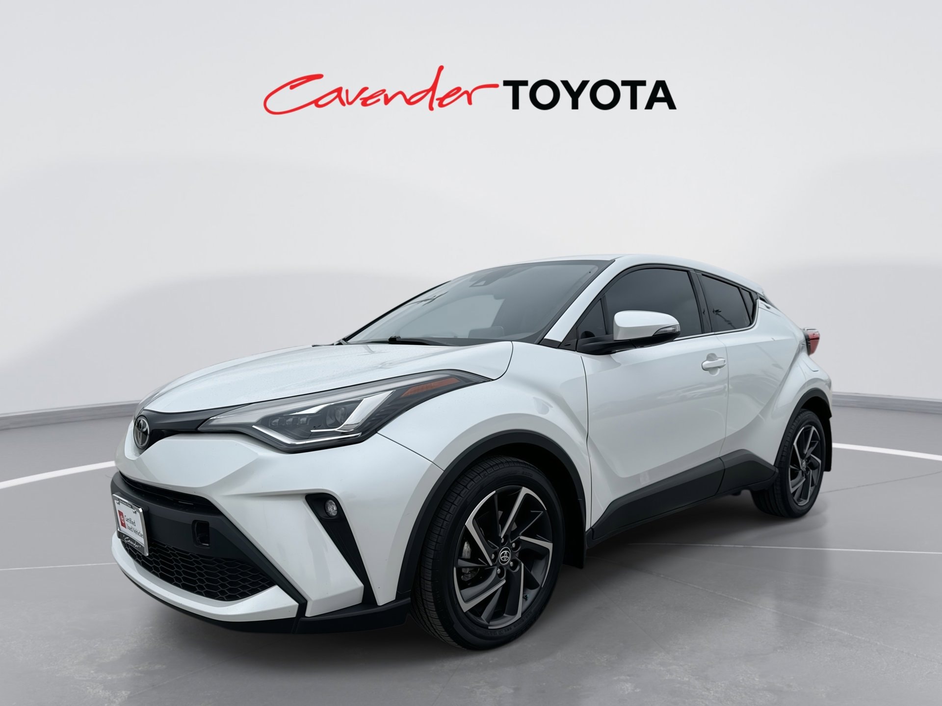 2022 Toyota C-HR Limited's photo