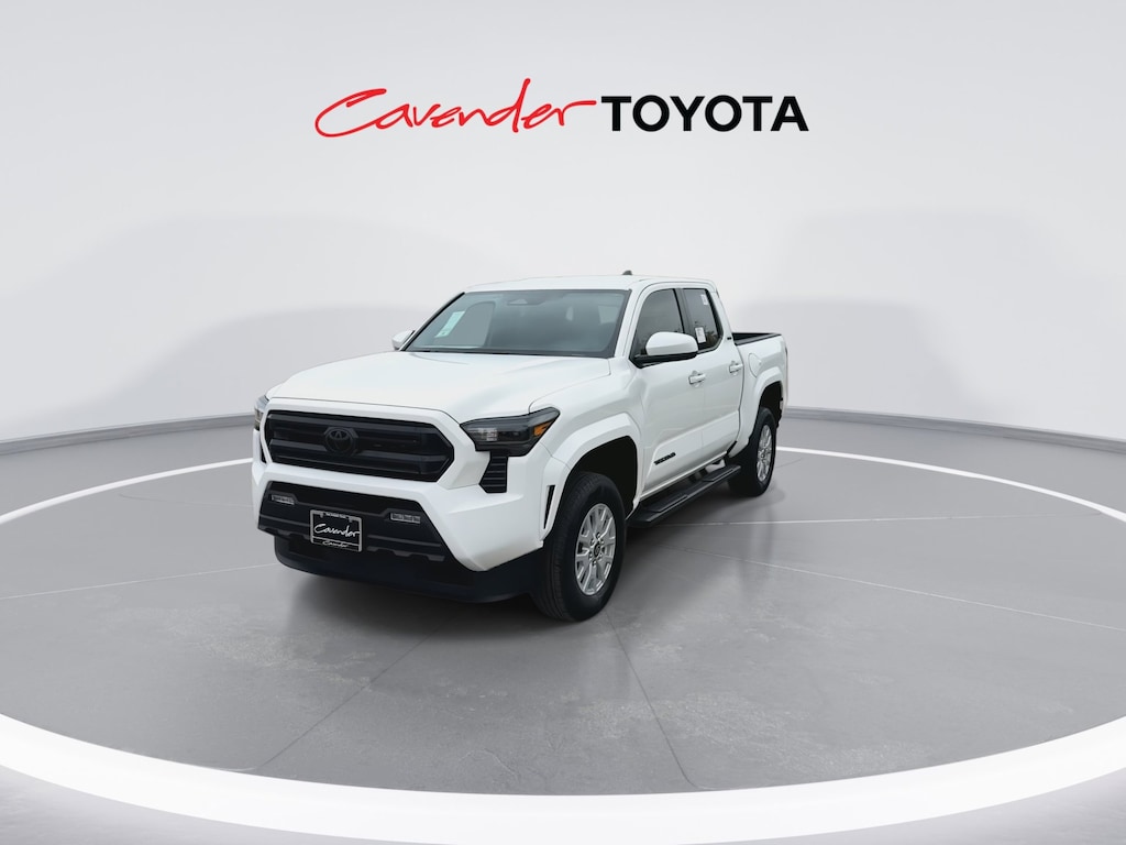 2025 Toyota Tacoma SR5 photo 4