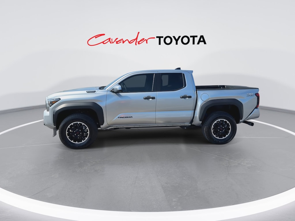 2025 Toyota Tacoma TRD photo 5