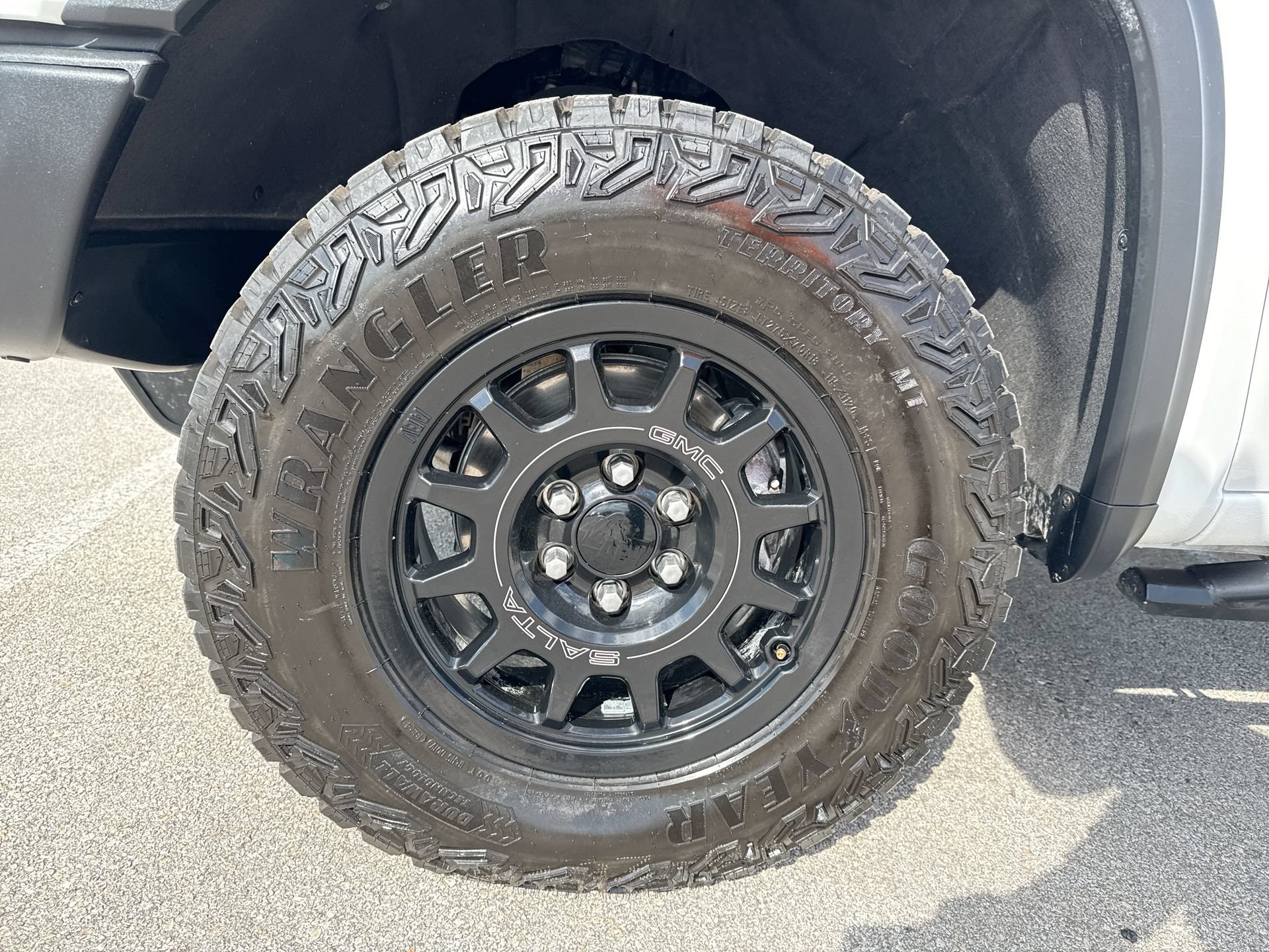 2024 GMC Sierra 1500 AT4X - Photo 19