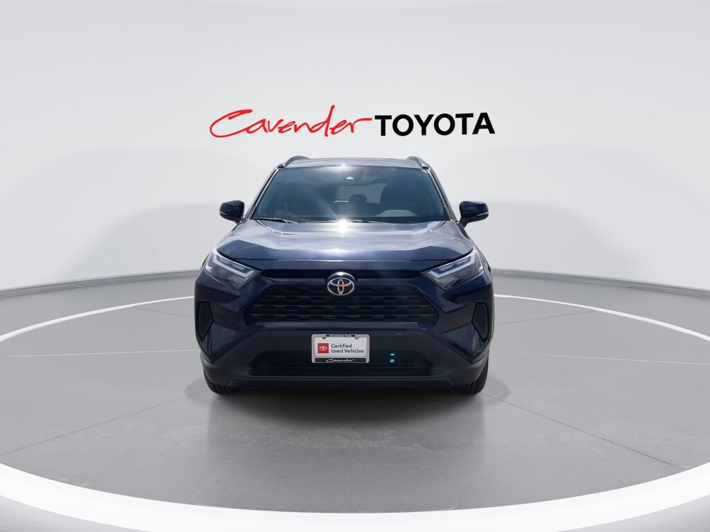 2022 Toyota RAV4 XLE photo 4