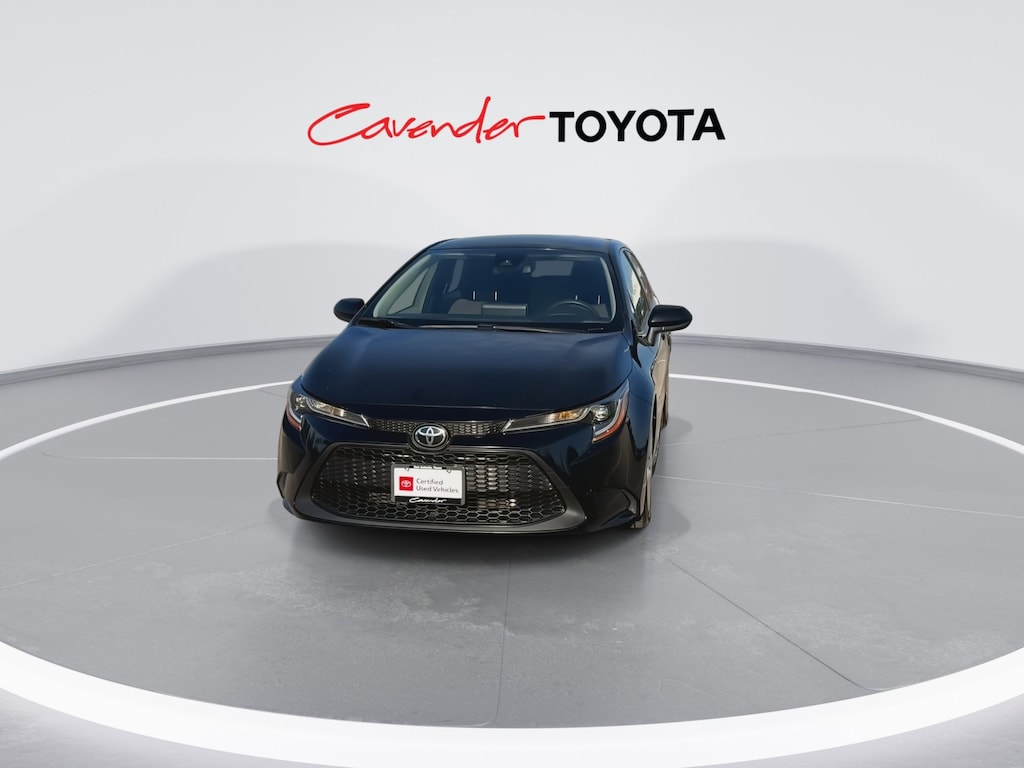 2022 Toyota Corolla LE photo 3