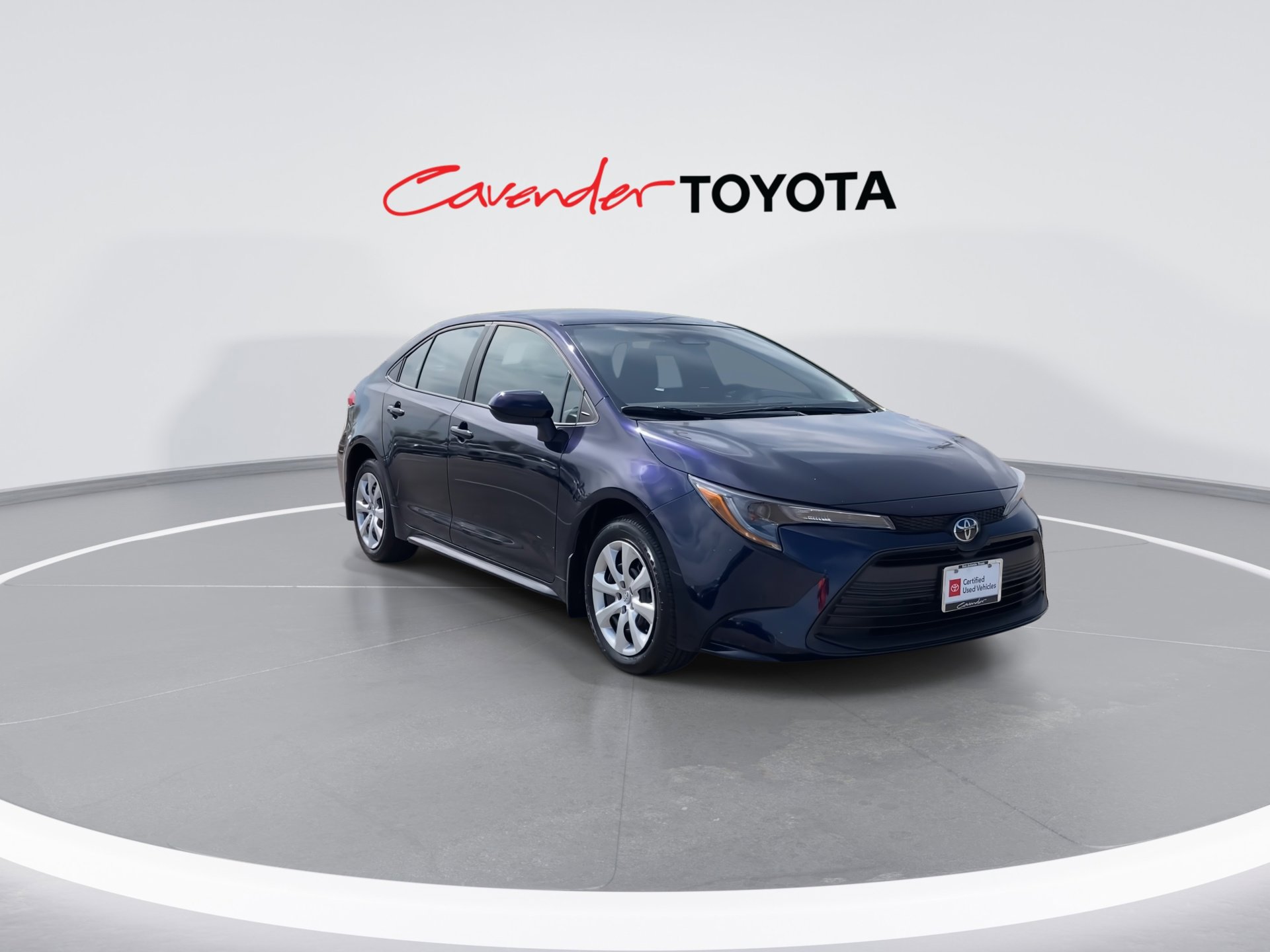 2025 Toyota Corolla LE photo 2