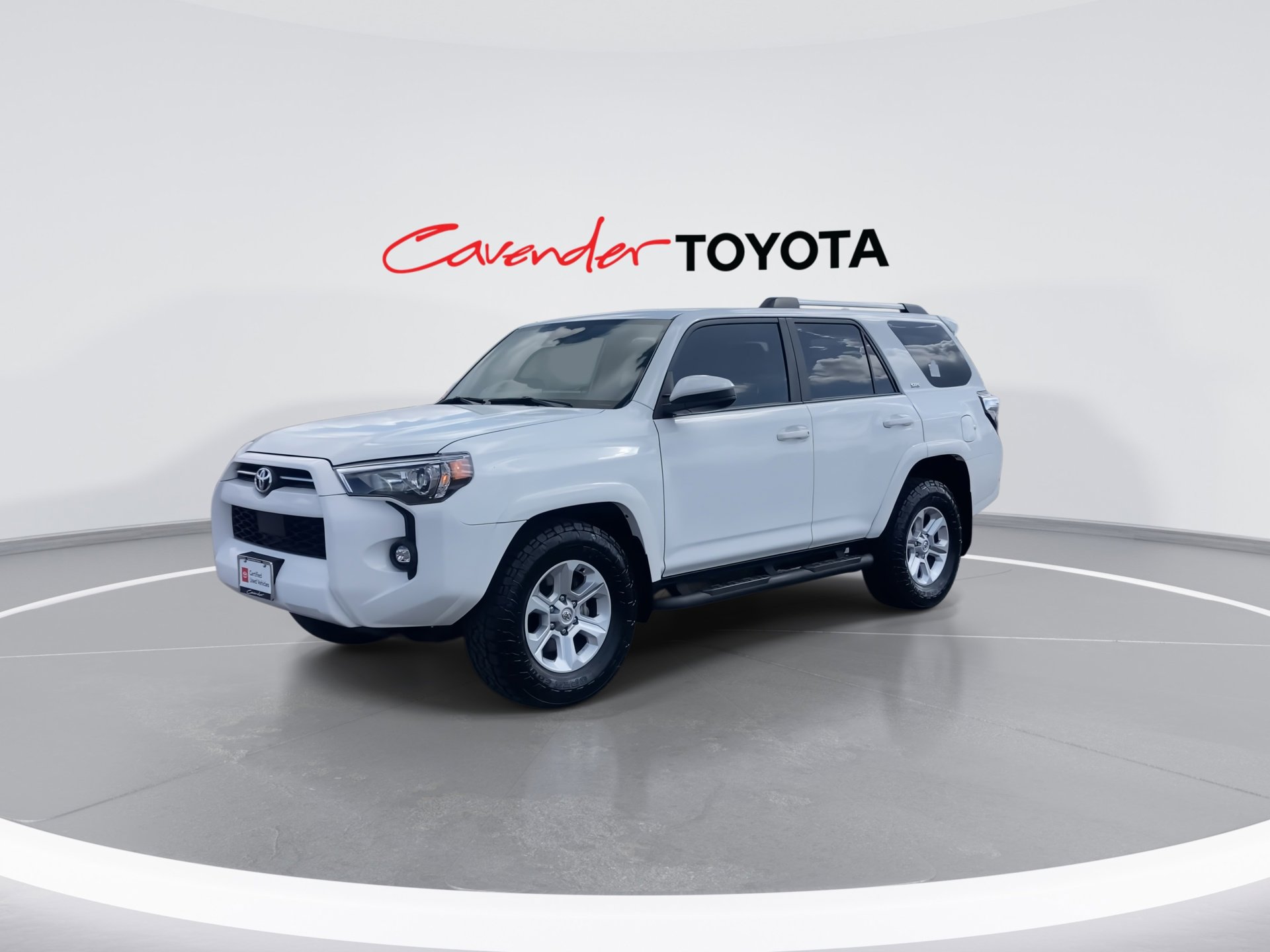 2022 Toyota 4Runner SR5 photo 3