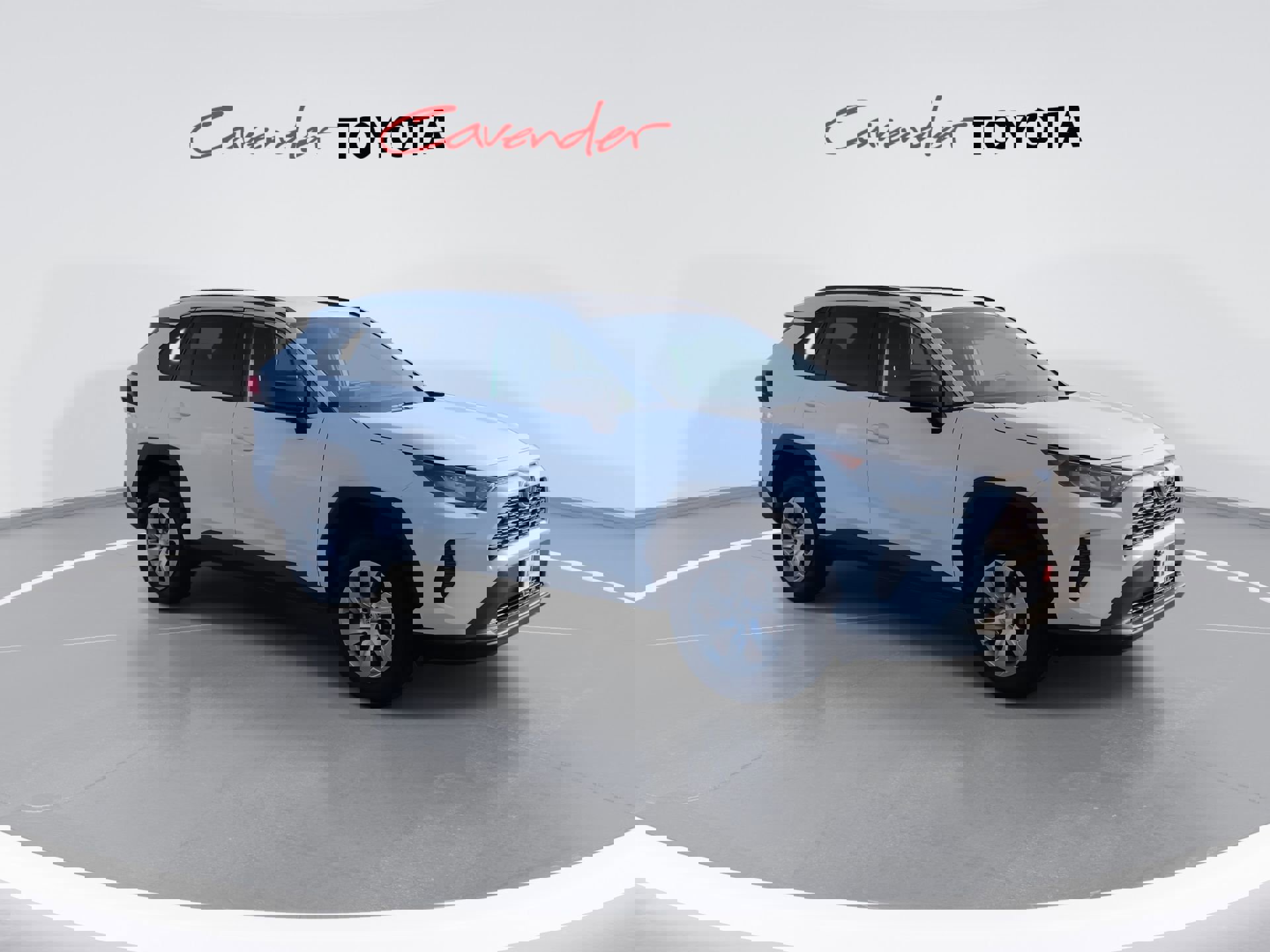 2021 Toyota RAV4 LE photo 2