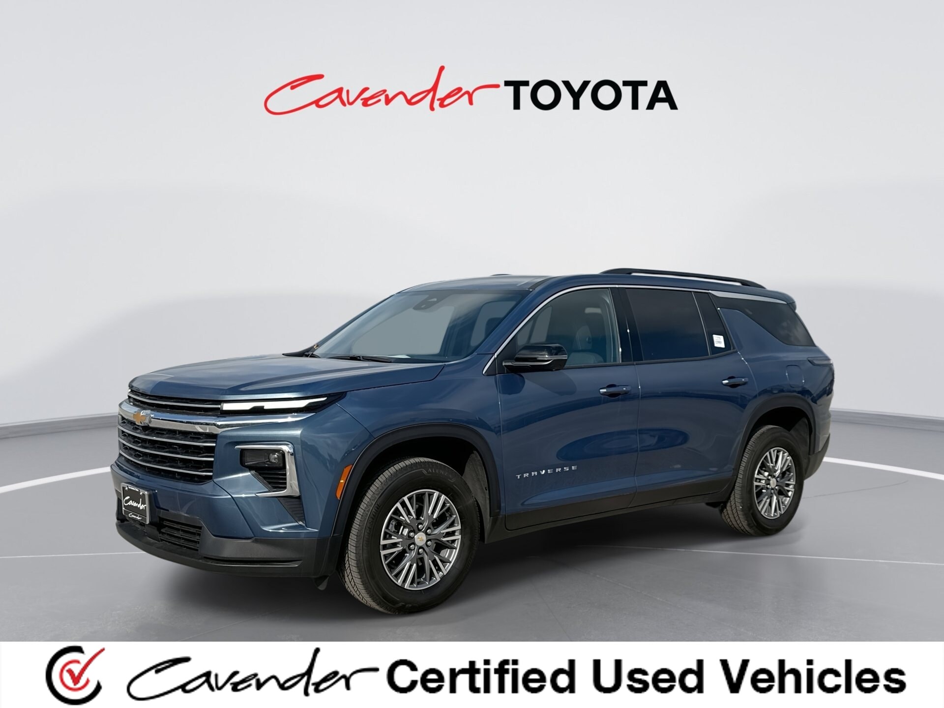 Lakeshore Blue 2026 Chevrolet Traverse SUV / Crossover Front-Wheel Drive 8-Speed Automatic
