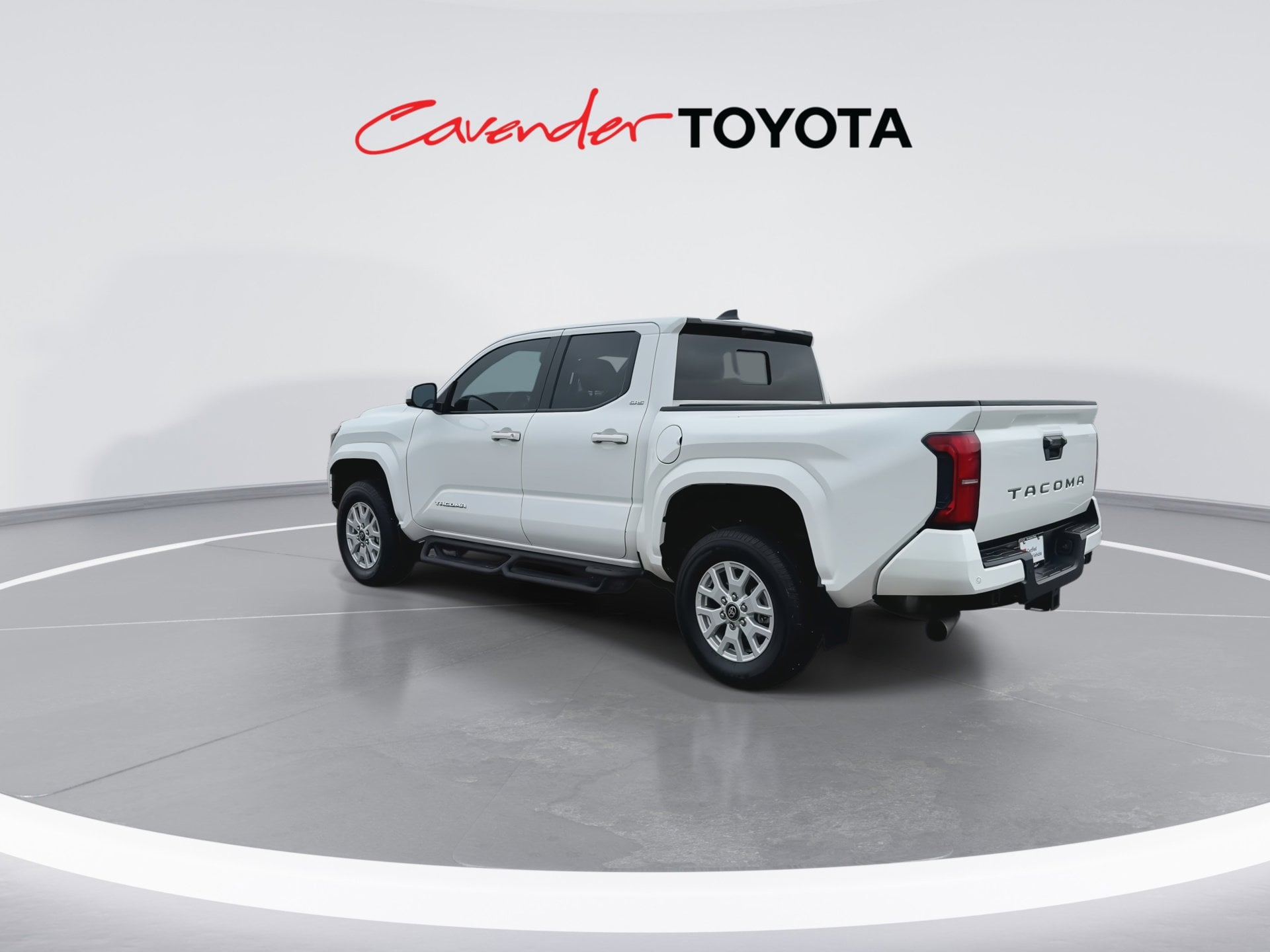 2024 Toyota Tacoma SR5 - Photo 6