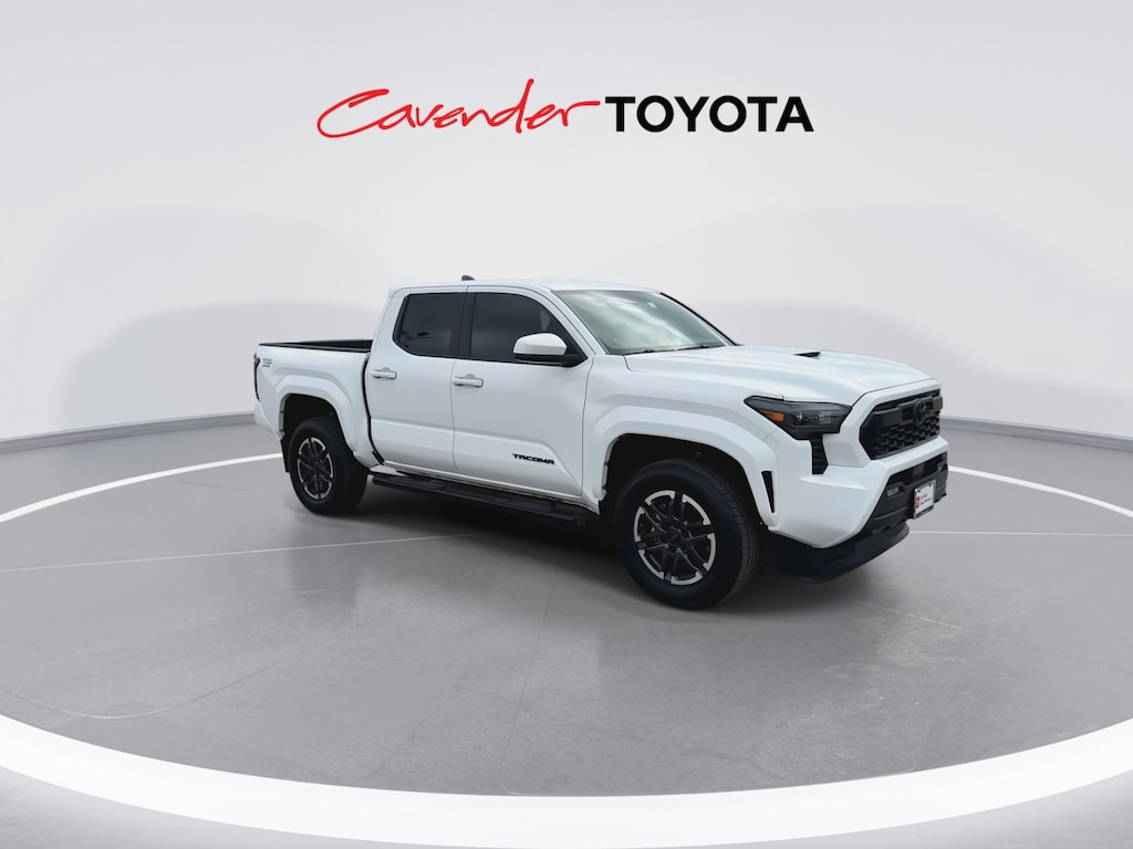 2024 Toyota Tacoma TRD Sport photo 3