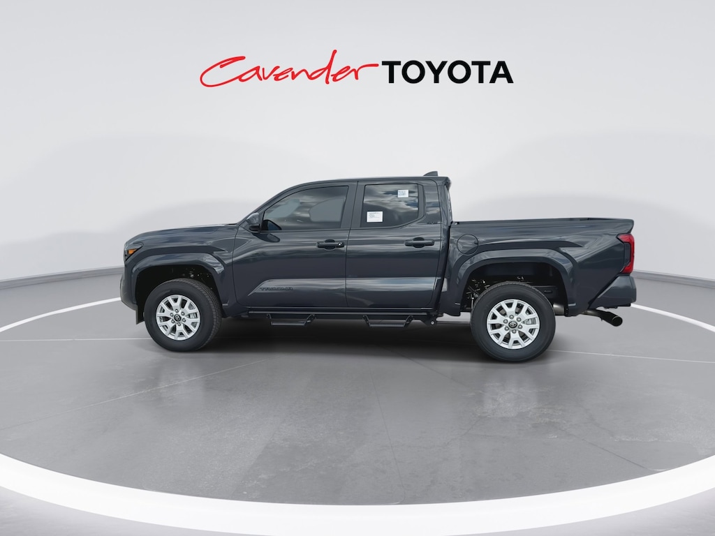 2026 Toyota Tacoma SR5 photo 2