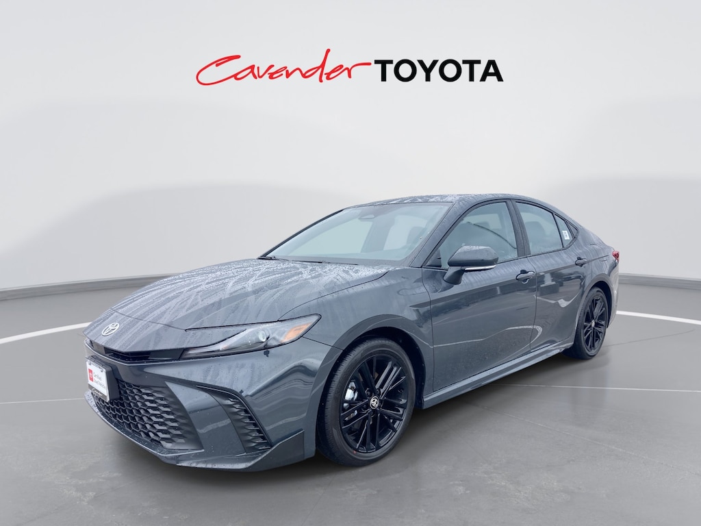 2026 Toyota Camry SE photo 2