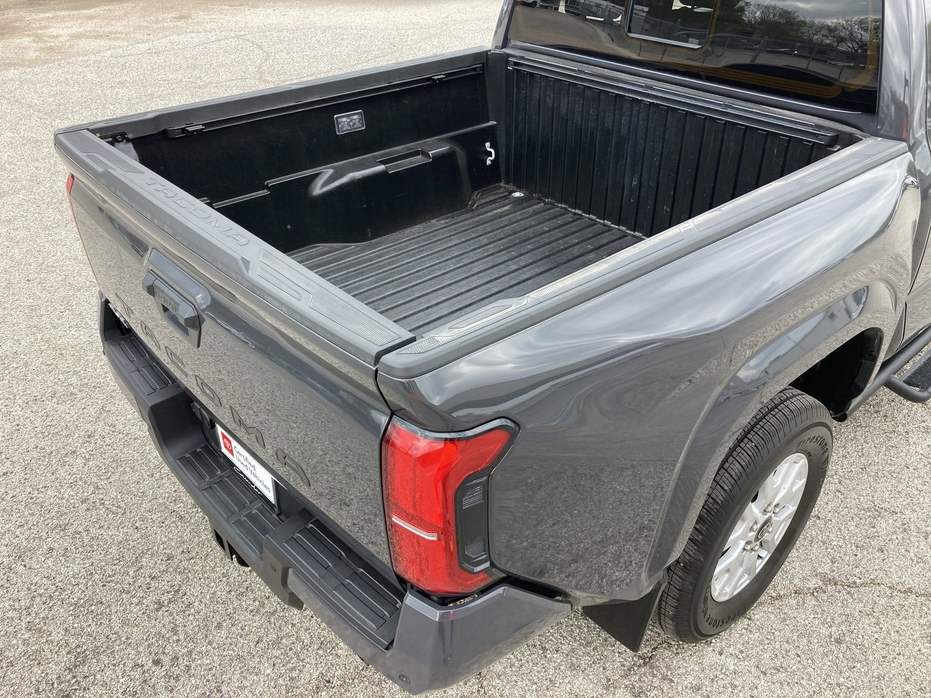 2024 Toyota Tacoma SR5 - Photo 22