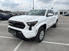 New 2026 Toyota Tacoma SR5 Blackout Truck Double Cab Near Seguin, TX