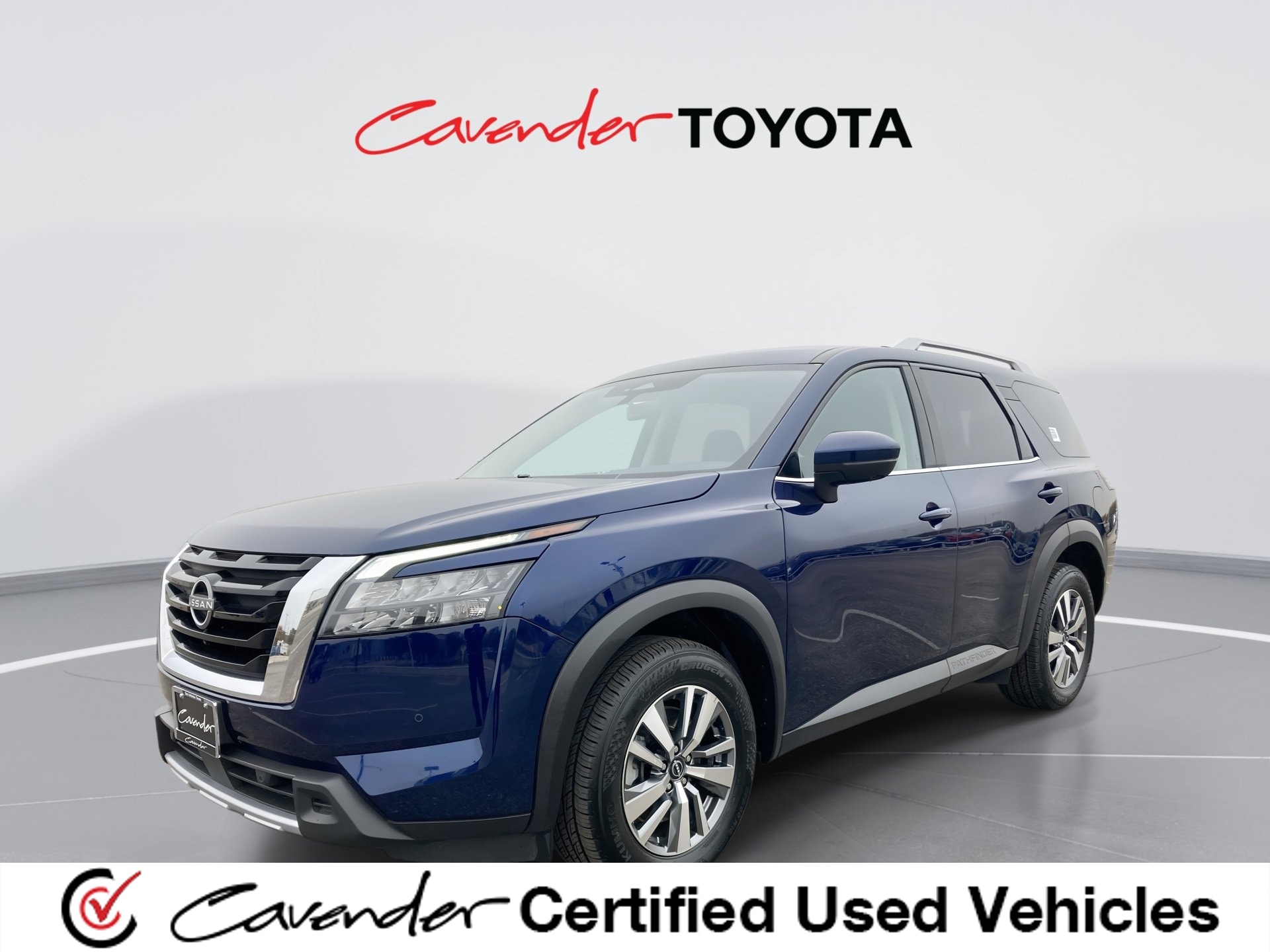 2025 Nissan Pathfinder SL's photo