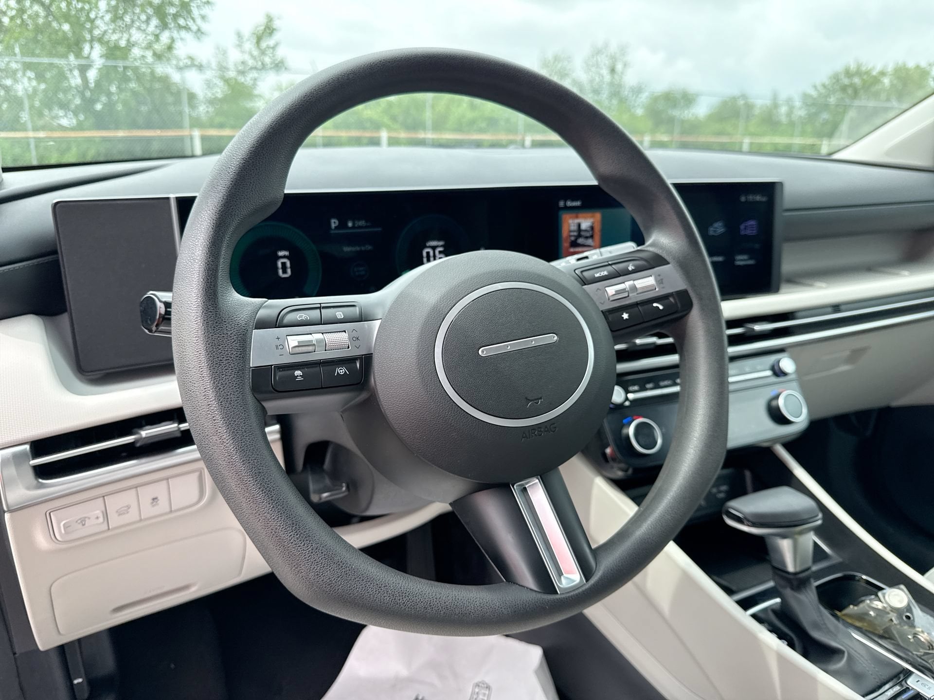 2025 Hyundai Tucson SEL - Photo 11