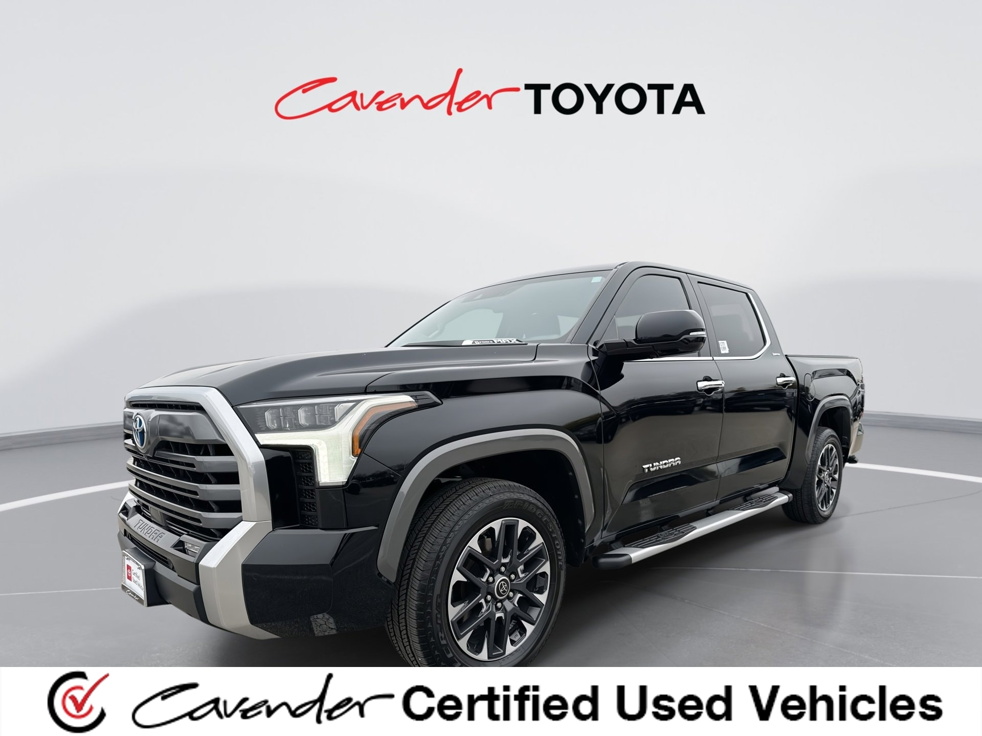 2023 Toyota Tundra Limited's photo