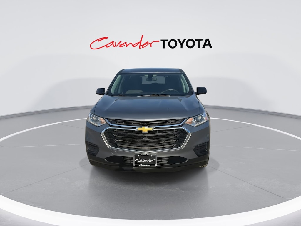 2018 Chevrolet Traverse LS photo 3