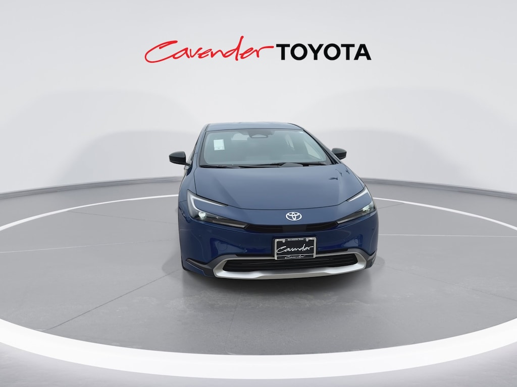 2026 Toyota Prius Plug-in Hybrid SE photo 3