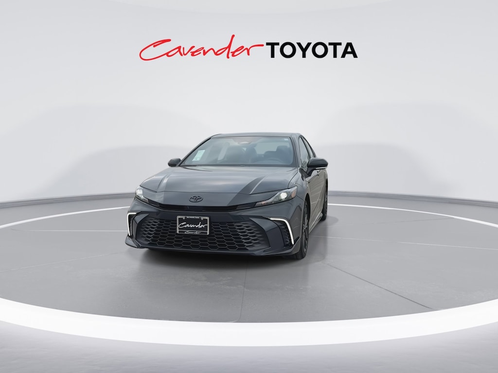 2026 Toyota Camry SE photo 3