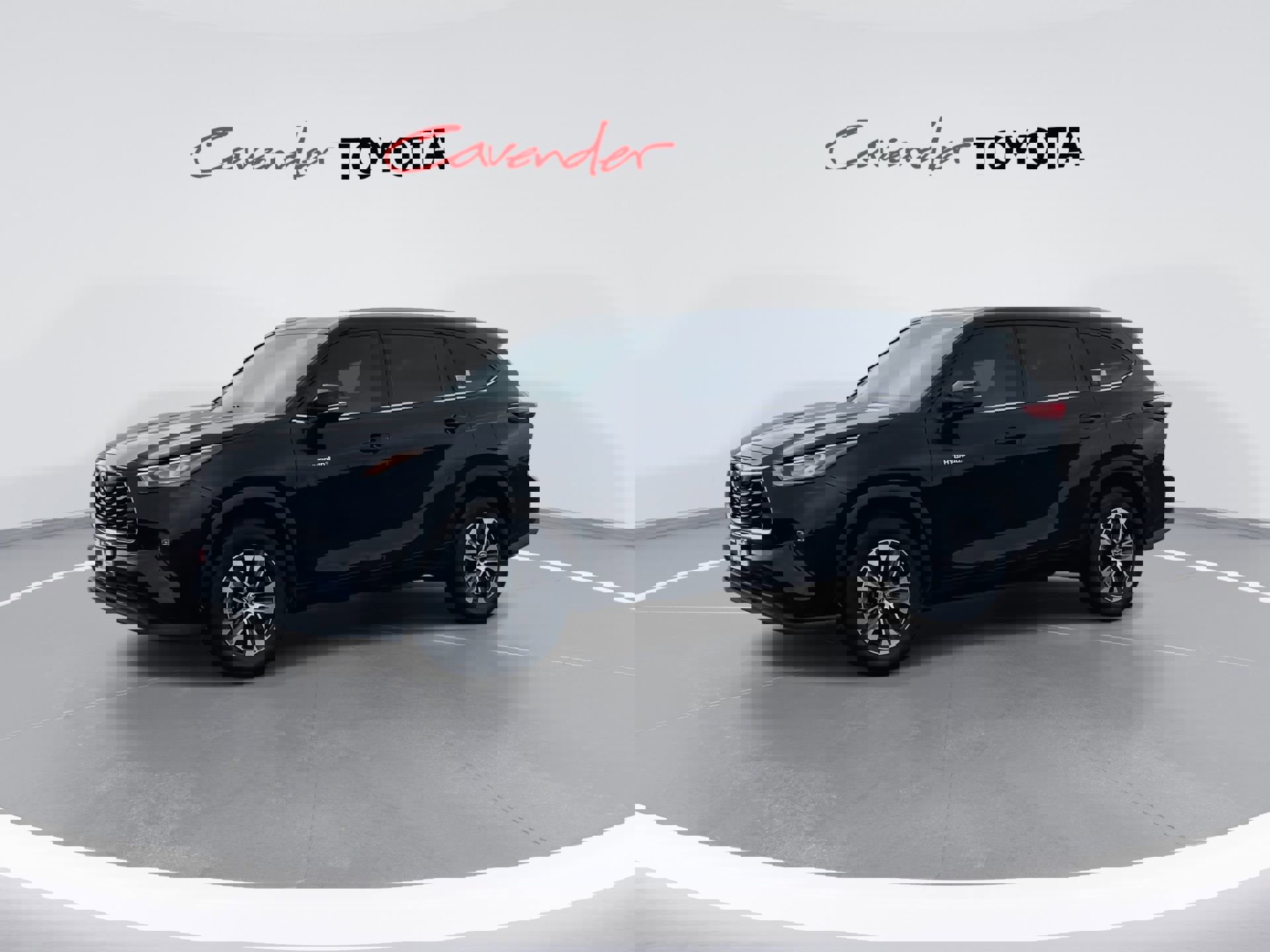 2020 Toyota Highlander Hybrid XLE photo 4