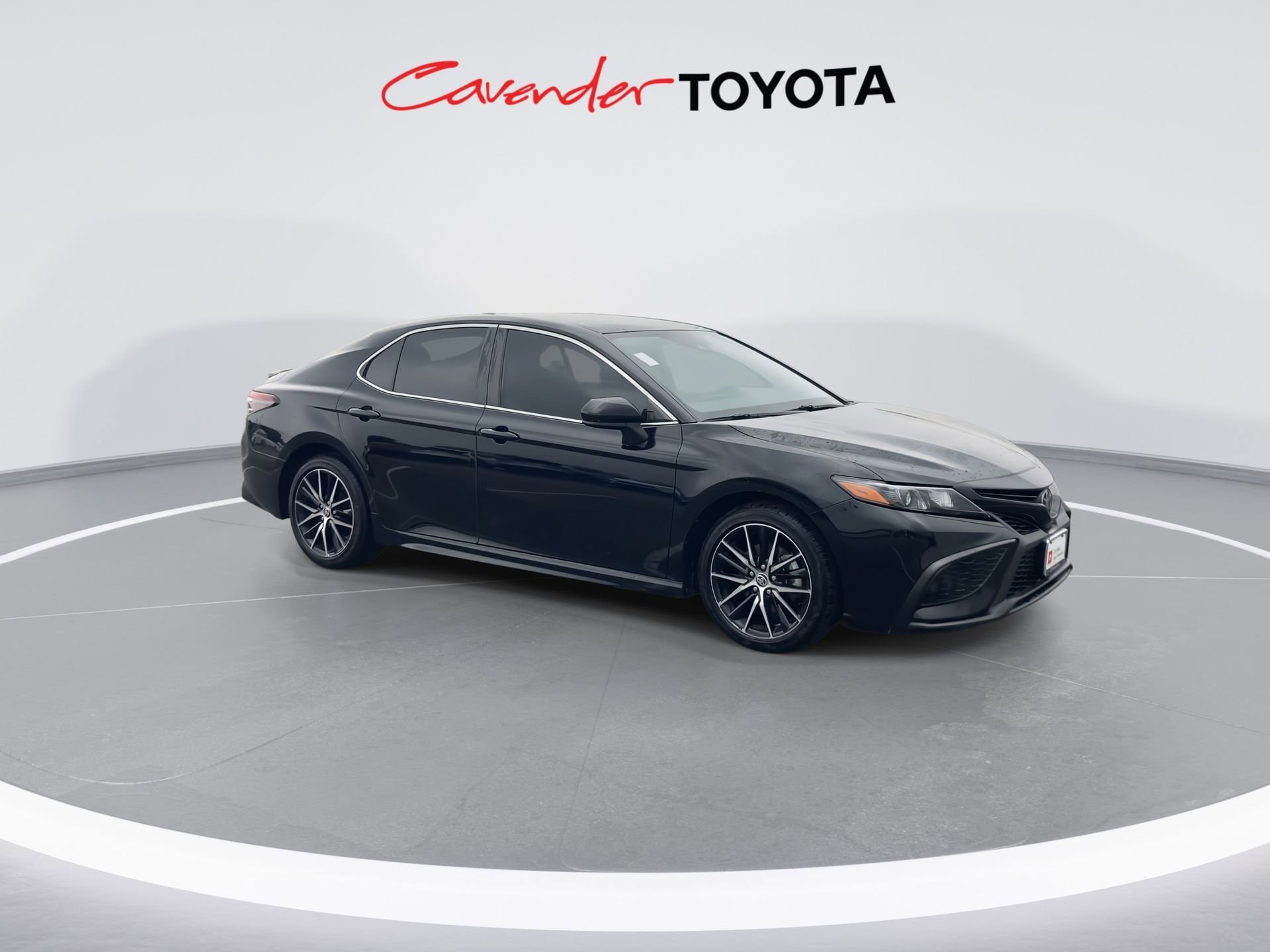 Certified 2021 Toyota Camry SE with VIN 4T1G11AK0MU418845 for sale in San Antonio, TX