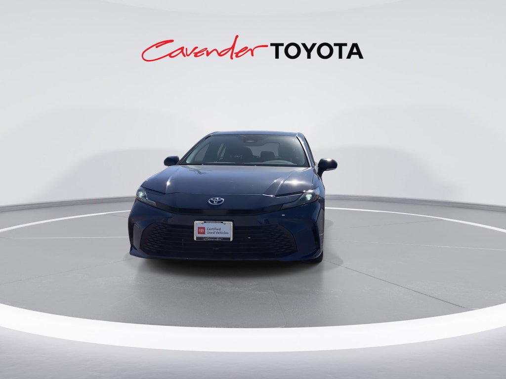 2026 Toyota Camry LE photo 3