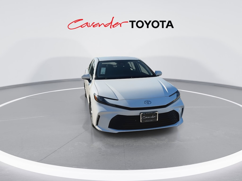2026 Toyota Camry LE photo 3