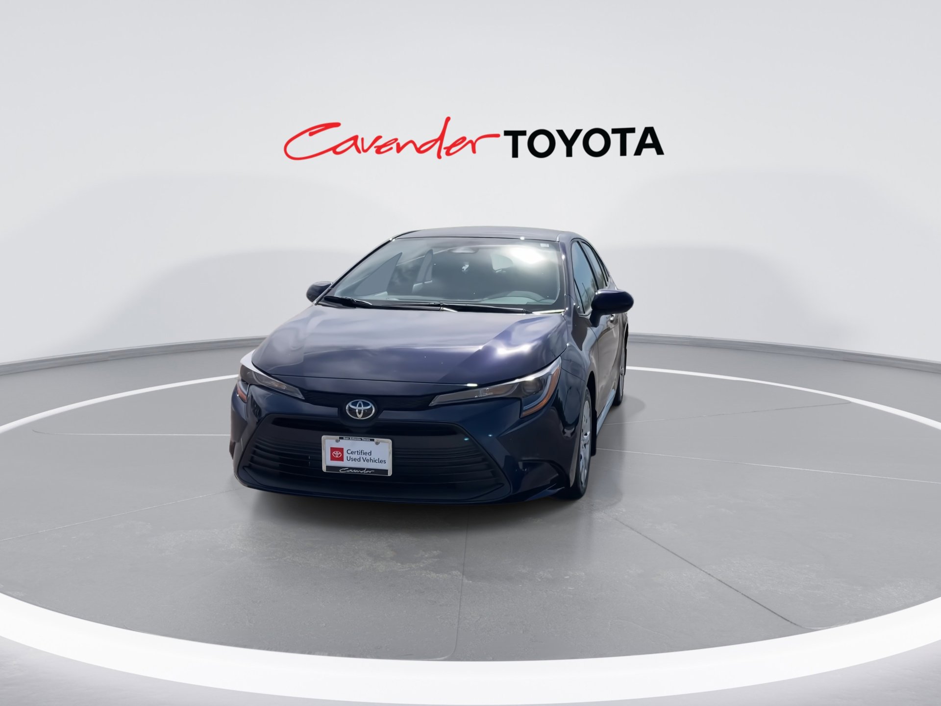 2025 Toyota Corolla LE photo 3