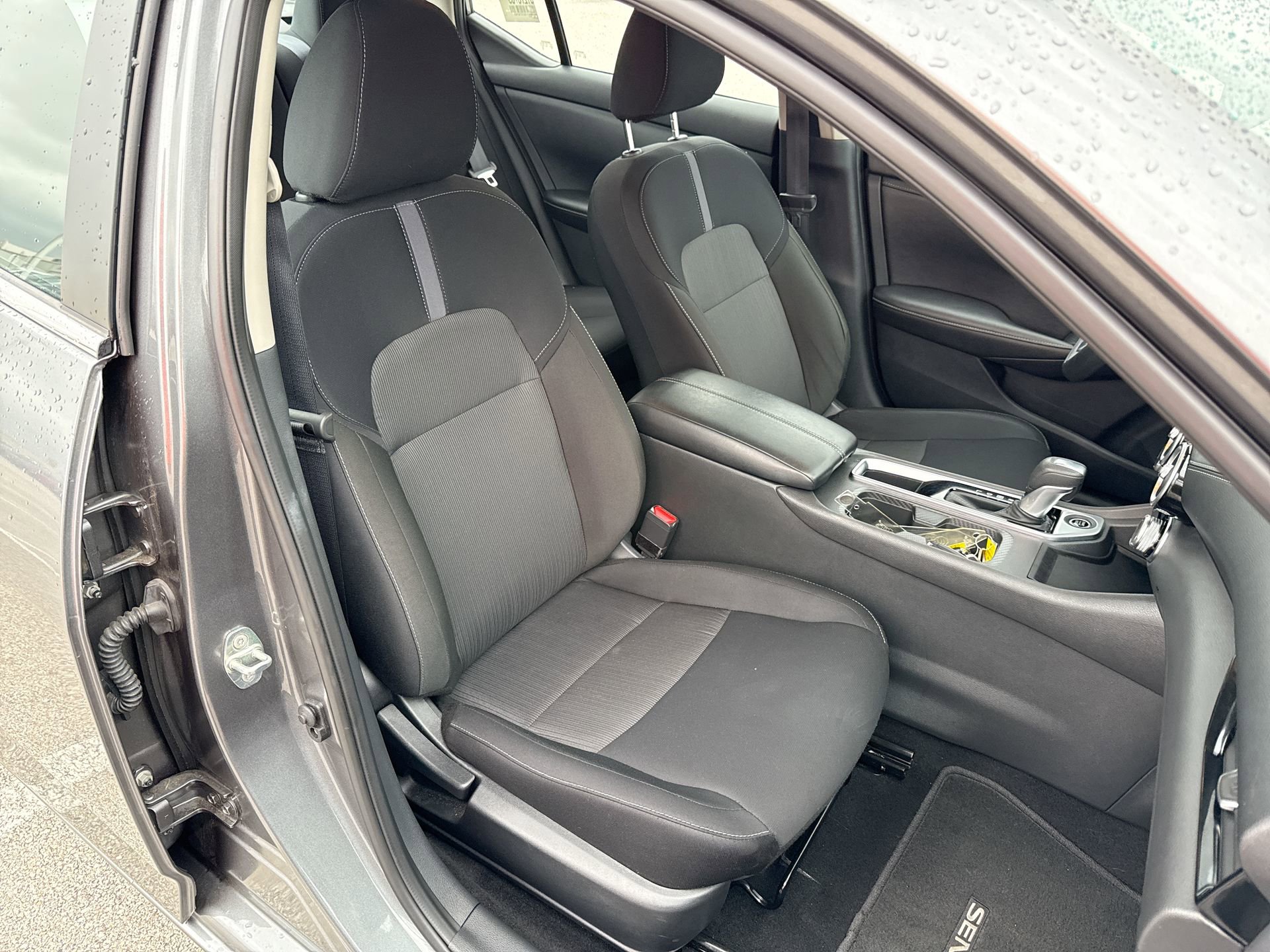 2025 Nissan Sentra SV - Photo 24
