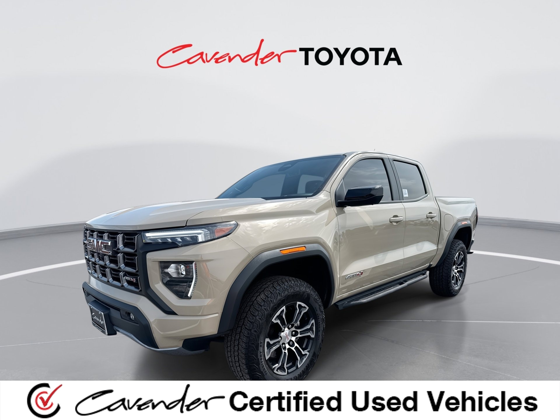 2024 GMC Canyon 4WD AT4 Crew Cab Short Box's photo